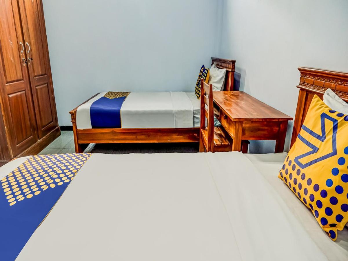 Spot On 90797 Sukun Syariah Homestay 말랑 외부 사진